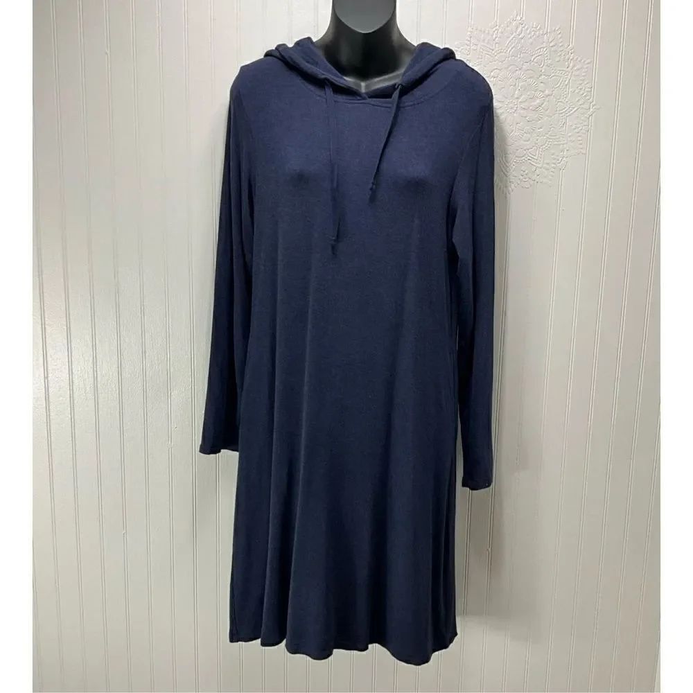 AGNES & DORA Effortless Dress with Hood
